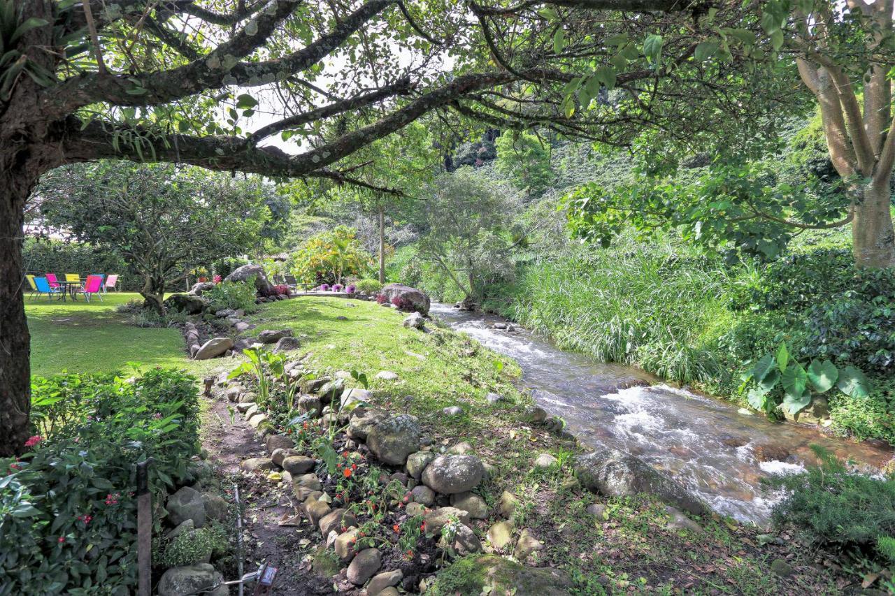 Hotel Valle Del Rio Boquete Kültér fotó
